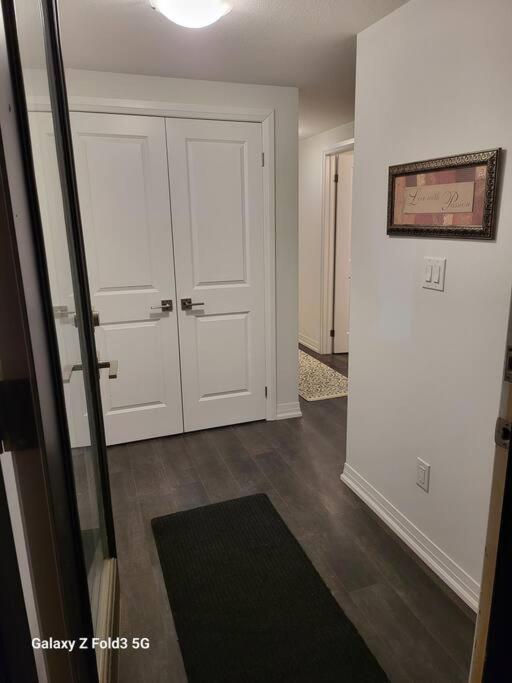 Apartment Lovely 2-bedroom Town House Niagara Falls