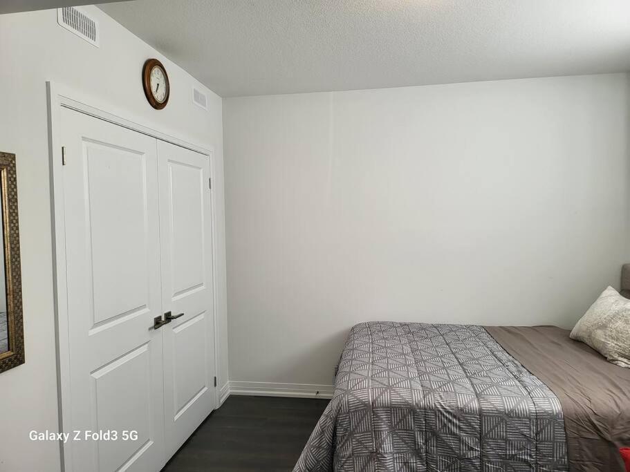 Lovely 2-bedroom Town House Apartment